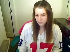 mommybb 宗妮可正在吮吸她的朋友的兒子 ！