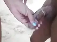 緊的金髮女郎性交以外在巷子裡