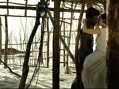 年長的婦女和年輕女孩的女同性戀者