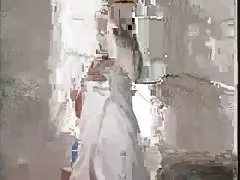 2 大山雀妹分享一隻大公雞